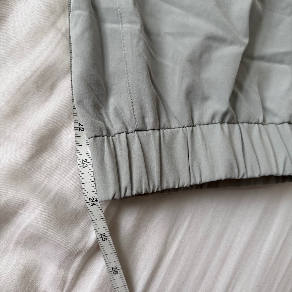 Kyodan M Light Gray Capri Active Pants - Picture 5 of 8
